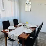 Komenskeho דירה
